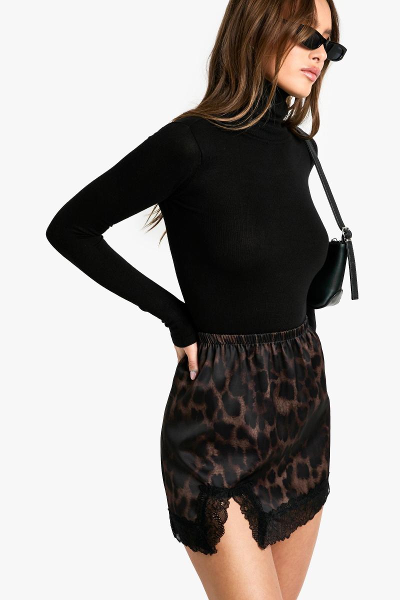 Міні-спідниця з леопардовим атласним мереживом