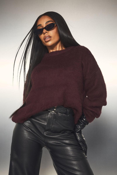 Плюс пухнастий трикотажний джемпер