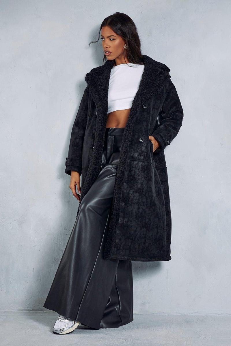 Текстурована штучна замша Борг, вишикувана довгим покриттям