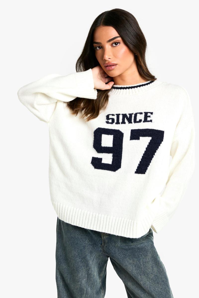 Маленька з 97 екіпажів на шиї в’язав джемпер