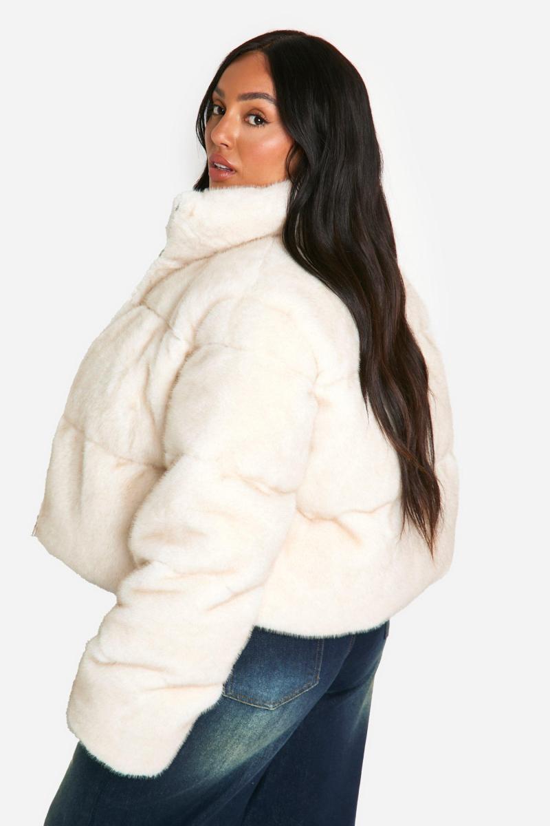 Плюс куртка-пуховик зі штучного хутра