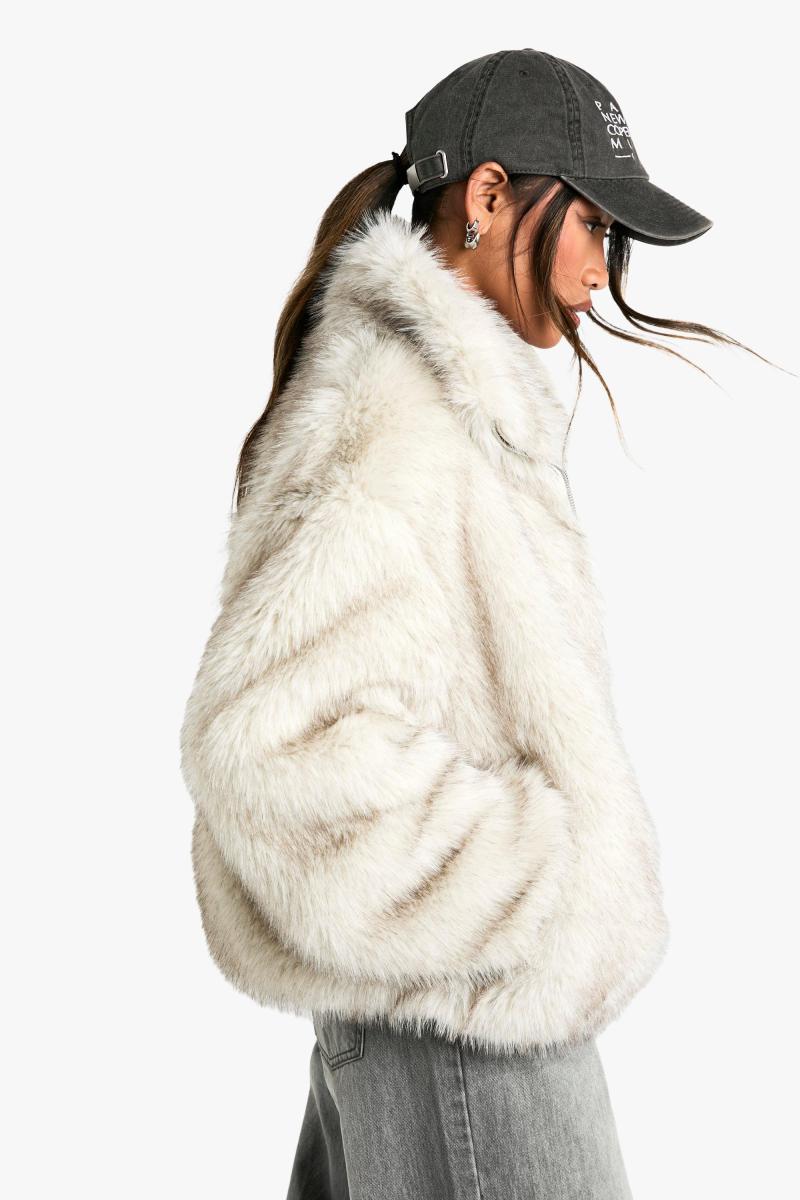 Вінтажна куртка зі штучним хутром у формі воронки