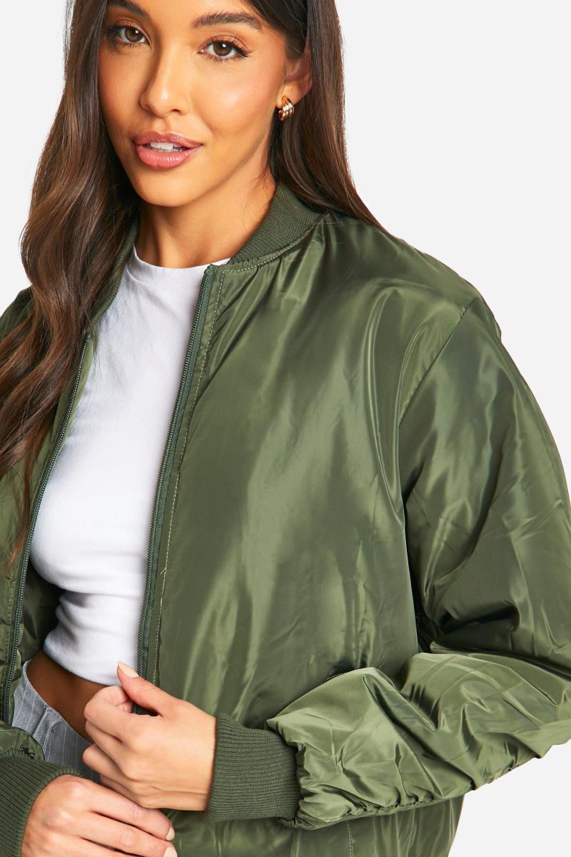 Негабаритна куртка бомбардувальників