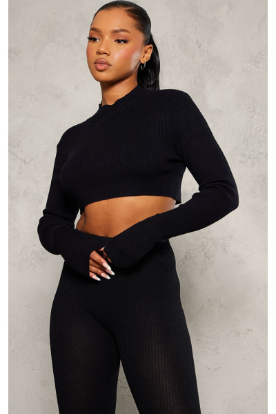 Чорний в'язаний укорочений джемпер з круглим вирізом