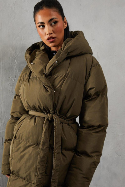 З капюшоном з капюшоном з довгими лініями пальто