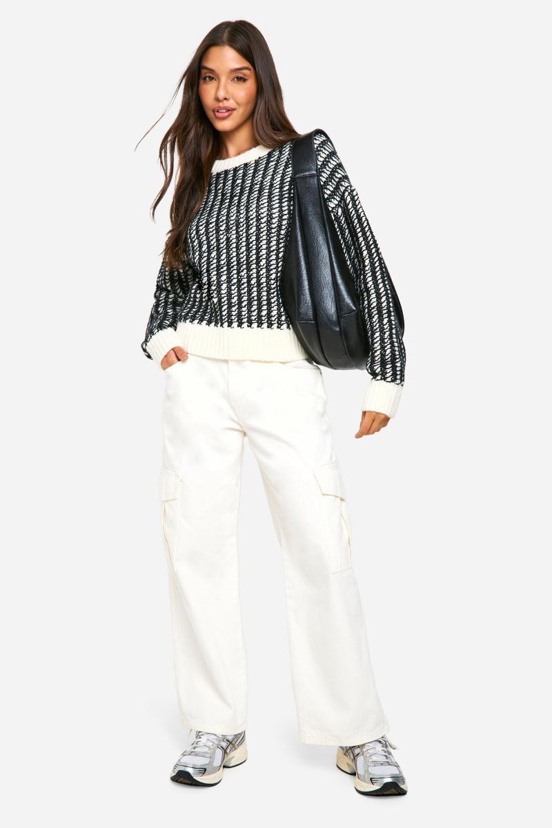 В'язаний джемпер з м'якими в'язаними смужками